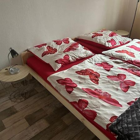 דירות נורדהורן Gaestehaus Aarninkstrasse מראה חיצוני תמונה