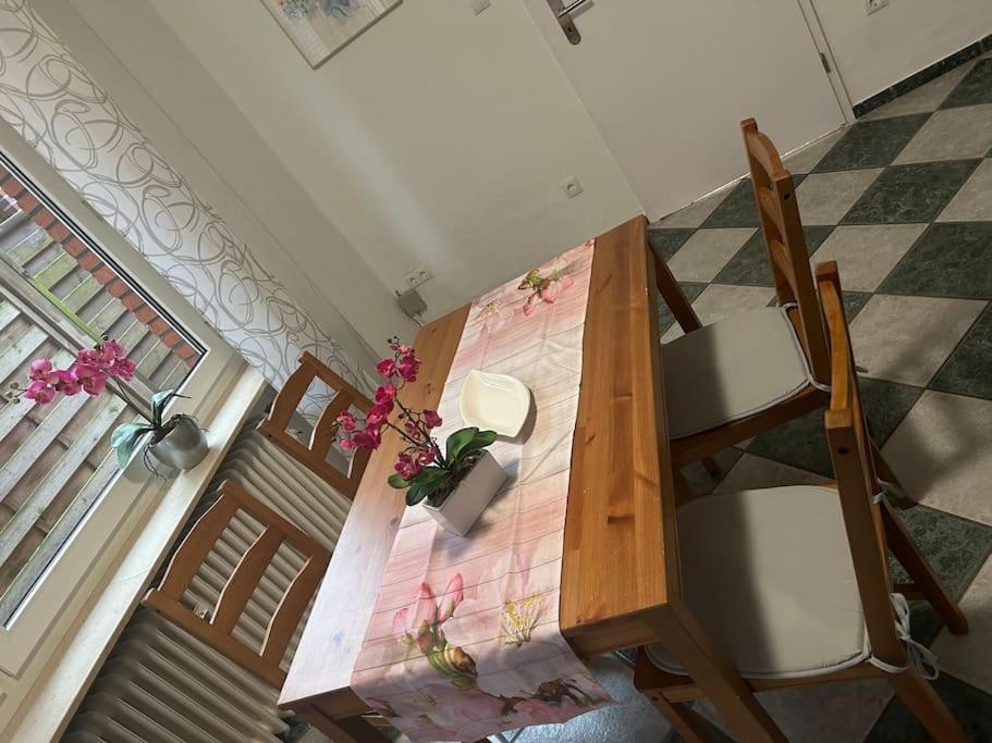 דירות נורדהורן Gaestehaus Aarninkstrasse מראה חיצוני תמונה